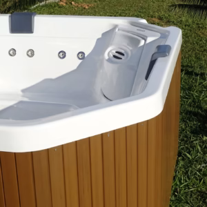 Spa - Meridian Fit - Jacuzzi