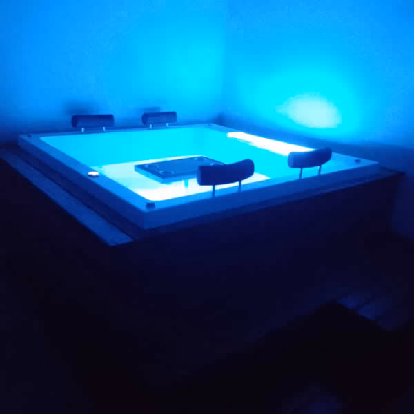 difference-hydro-deck-aqualax-aster-deck-camara-mesa-central-07